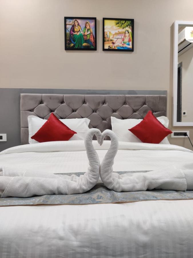 Hotel Shri Anand Dham, Nathdwara - 125 Meters Away From The Temple מראה חיצוני תמונה