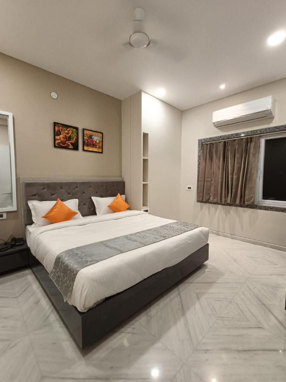 Hotel Shri Anand Dham, Nathdwara - 125 Meters Away From The Temple חדר תמונה